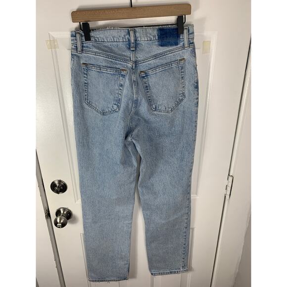 Abercrombie & Fitch The 90's Straight Ultra High Rise Denim Jeans Size 28/6R - Picture 2 of 7